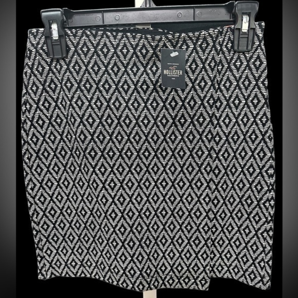 Hollister skirt